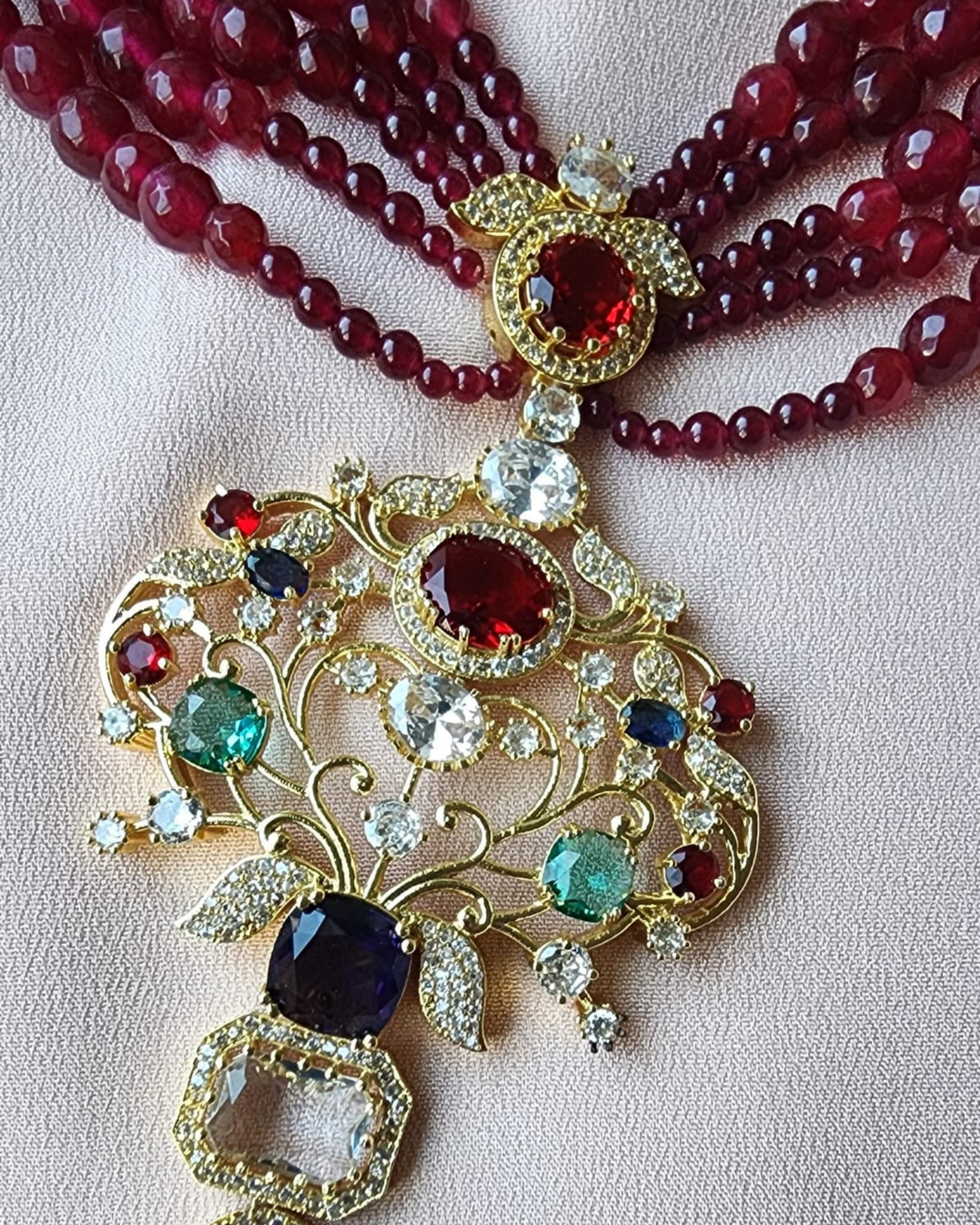 Sabya Inspired Hydro Stone Necklace set