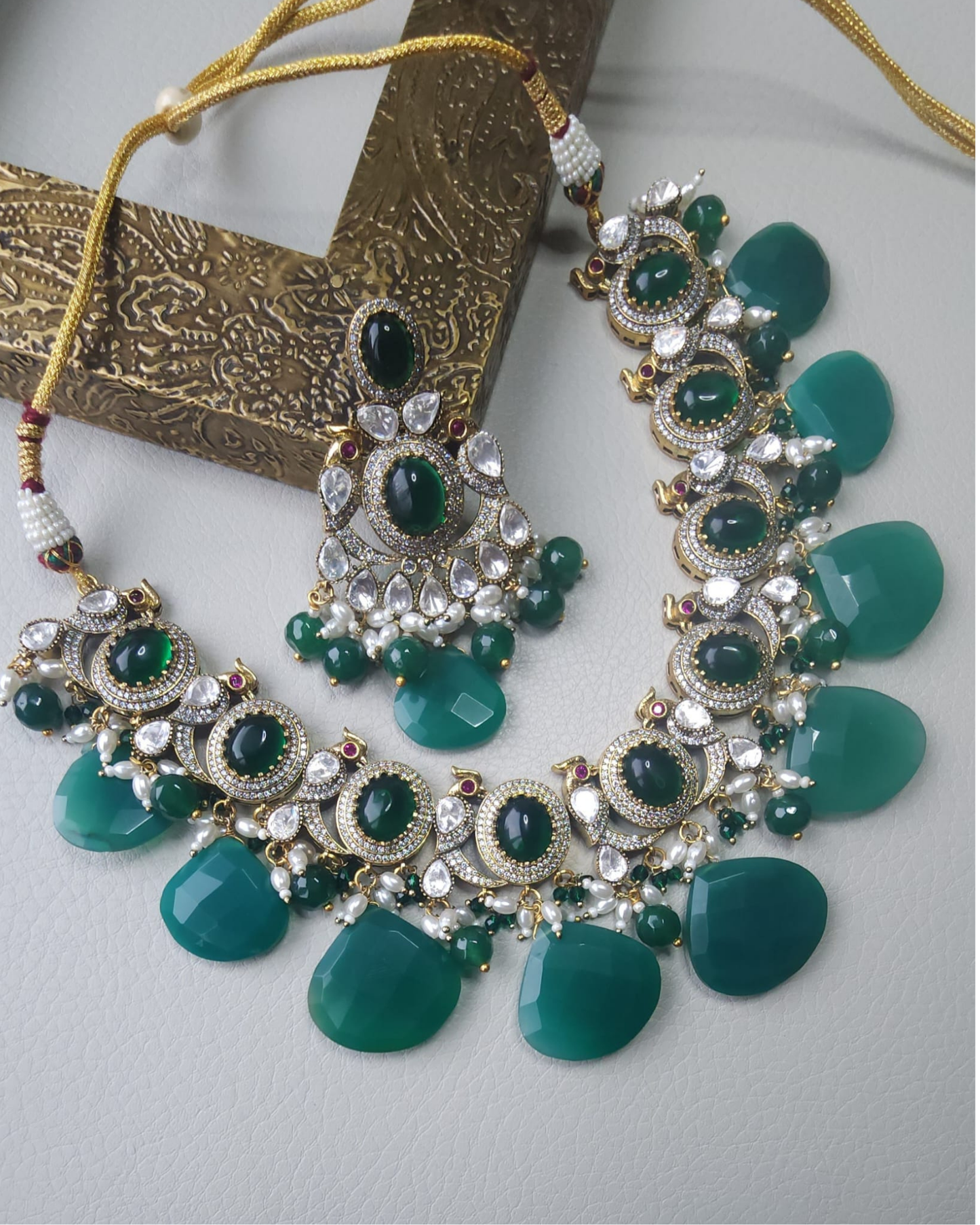 Pota Doublet and Moissanite Kundan Antique polish Necklace set