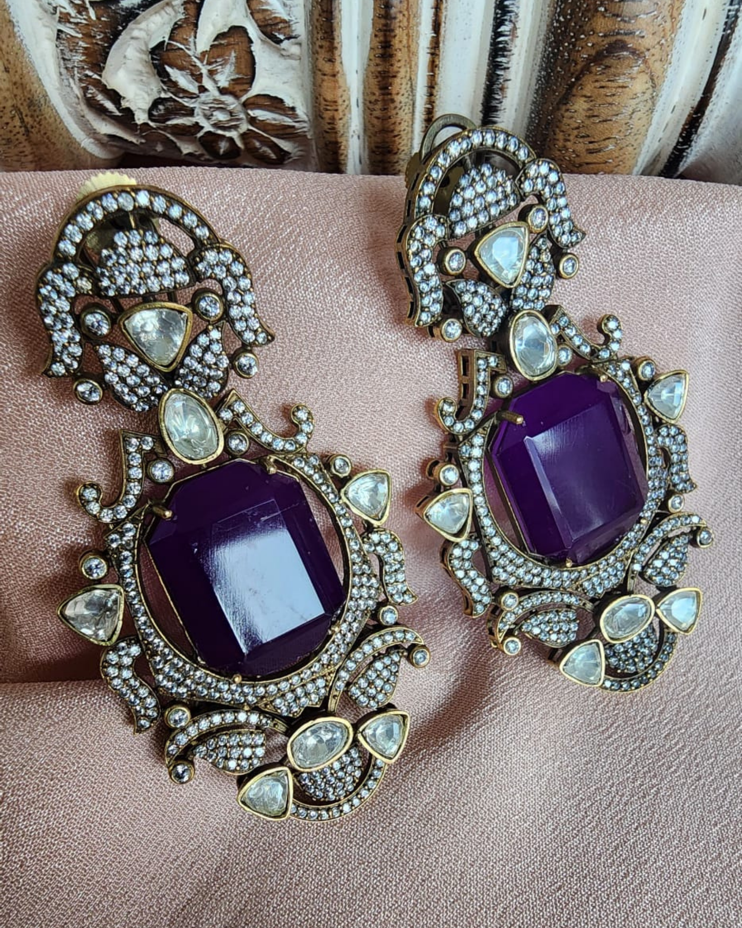 Kundan Jhumka Earring